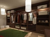Классическая гардеробная комната из массива с подсветкой Чита